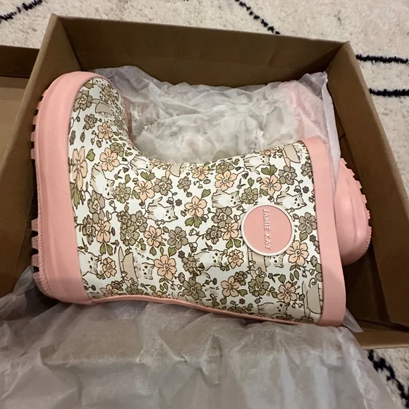 Jamie Kay boots BOGS Ugg 7c - Picture 3 of 9